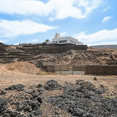 Playa Marina Eco Mala 别墅