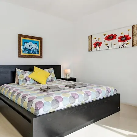 Playa Marina Eco Mala 阿列塔